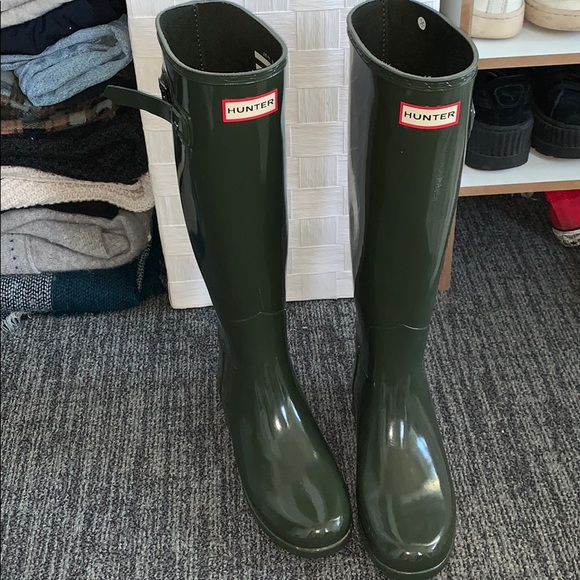 hunter knee high rain boots
